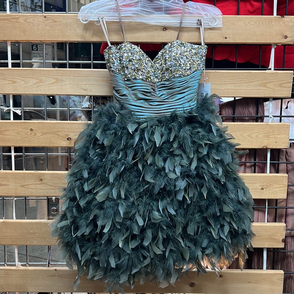 NWT,JOVANI SHORT & COCKTAIL DRESSES 171473 green - Picture 4 of 17